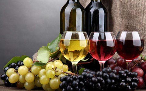 一招教你挑选适合自己的葡萄酒的方法