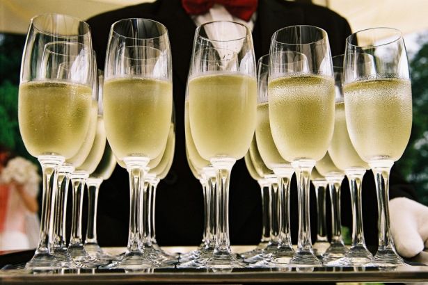 圣诞和新年节日促进意大利起泡酒销售量提高