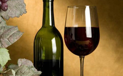波尔多右岸美酒鉴赏：永卓古堡干红葡萄酒