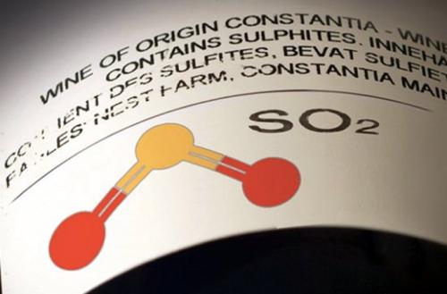 宁波市民购买进口葡萄酒，标签中未注明二氧化硫含量