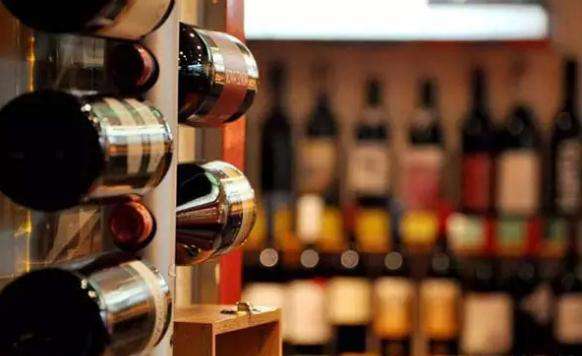 葡萄酒销售人员如何专业地介绍产品？