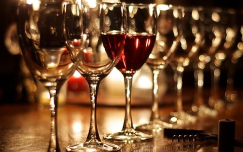 春节过后，葡萄酒从业人员要注重分析去年数据
