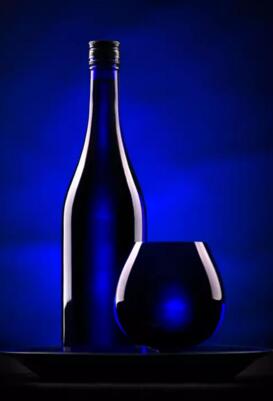 带你见识不同形状的葡萄酒瓶