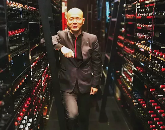 L'Atelier de Joël Robuchon侍酒师肖建平专访：葡萄酒也是有艺术气息的产品