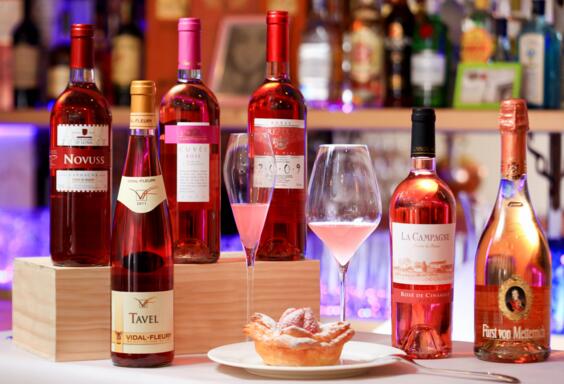 玫瑰红葡萄酒和桃红葡萄酒有什么区别