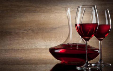 2012年拉拉贡庄园红葡萄酒多少钱一瓶?
