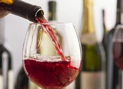 据美国调查：喝葡萄酒的多是人生赢家？