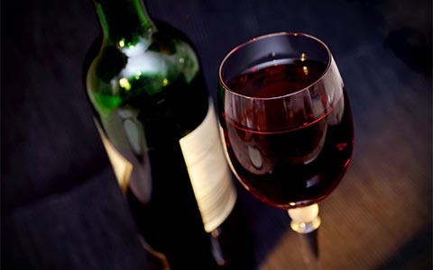 慕琳尼酒庄干红葡萄酒的酒评怎么样？