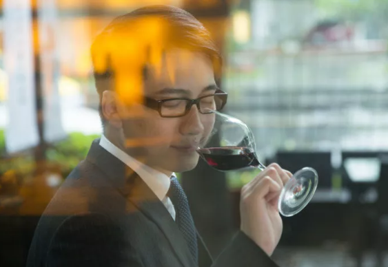 专访葡萄酒WSET二级讲师陈卓尔