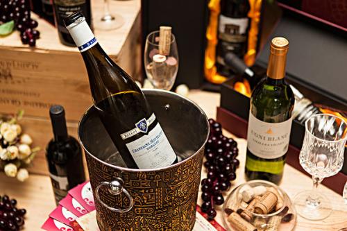 西拉葡萄酒最著名的产地之法国罗第丘