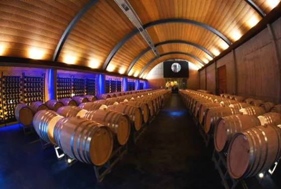 酿造红葡萄酒需注意的八个的重要环节
