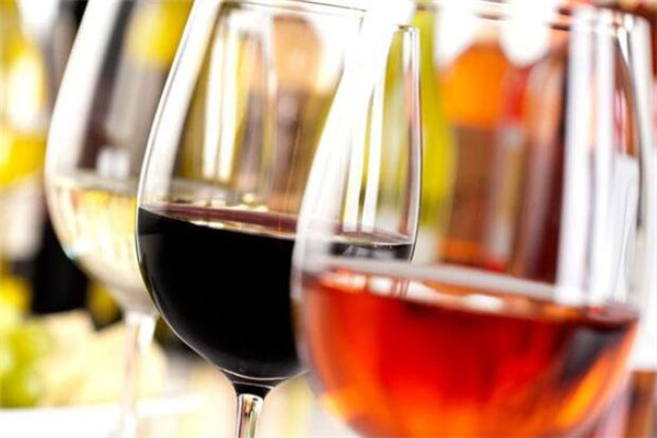 葡萄酒的酒精度差异大原因，主要是这三点