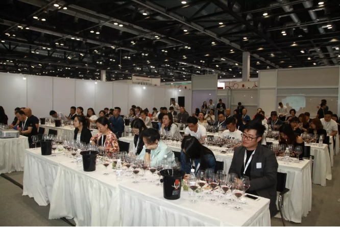 万国酒庄展团、 千家精品展商|TopWine China 2018在国家会议中心盛大开幕