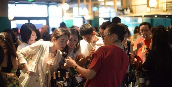 德国葡萄酒协会日前在上海举办雷司令周开幕品酒会和媒体午宴