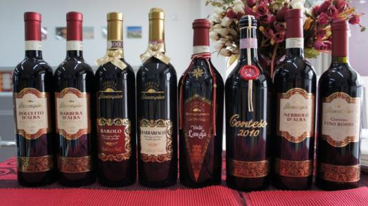 最近国内市场迎来了意大利葡萄酒的消费高潮