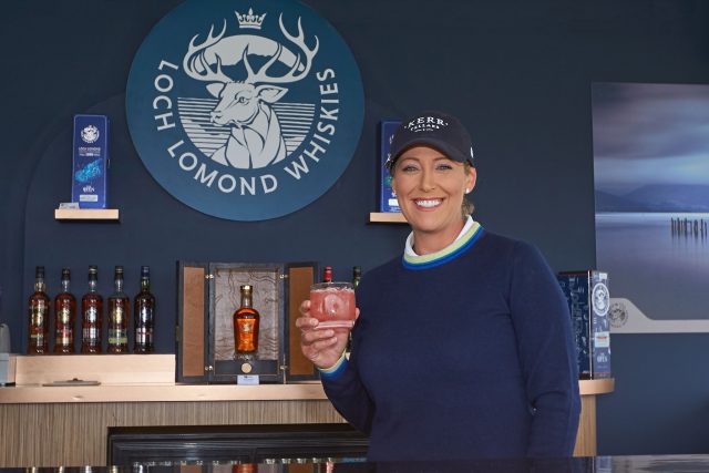 美国高尔夫球星与罗曼湖威士忌公司建立合作关系