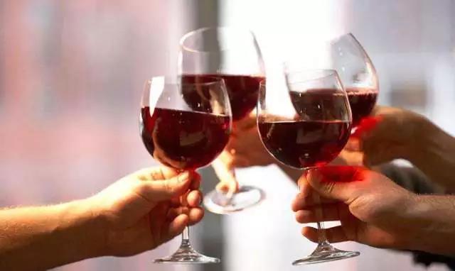 主恩红酒-有故事的红酒 推荐法国拉诺夫古堡圣爱米隆葡萄酒