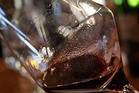 红酒里的沉淀物是什么？会影响红酒品质吗？