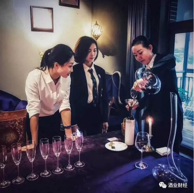 首届国家背书的侍酒师专项赛 亮相第十九届中国美食节
