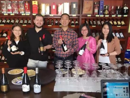 11.9-11 Interwine  法南黑山脚下卡图磨坊酒庄，古老风车里的法国味道