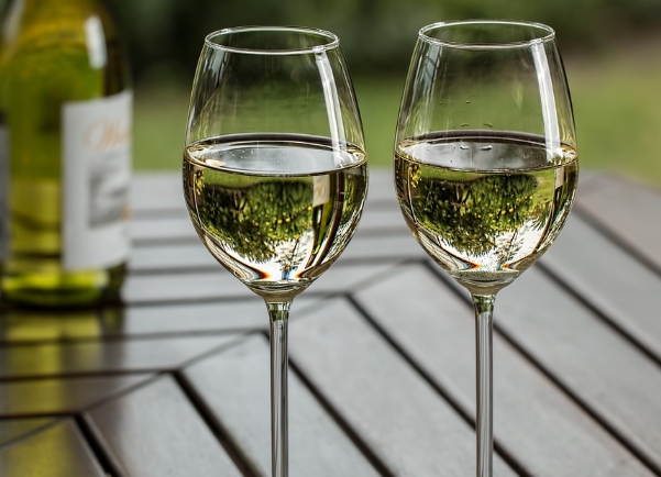 霞多丽vs长相思白葡萄酒有什么区别？