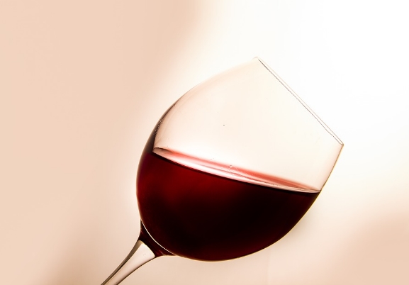 为什么酸在葡萄酒中如此重要？