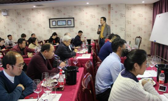 中国酿酒师联盟宁夏协会在银川举行冬季技术交流会