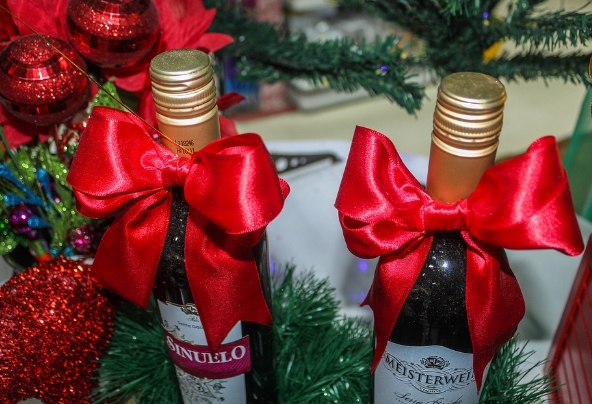 8个为葡萄酒爱好者准备的圣诞节礼物