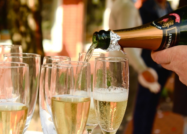 法国葡萄酒文化：香槟的简史