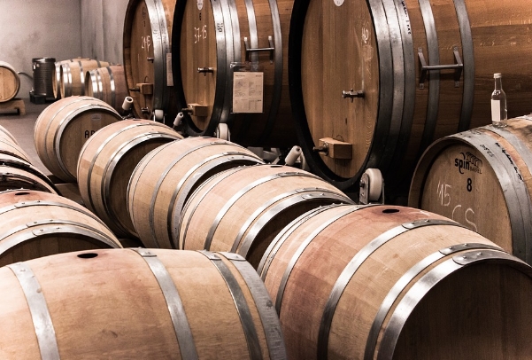 葡萄酒发酵有什么必要条件？