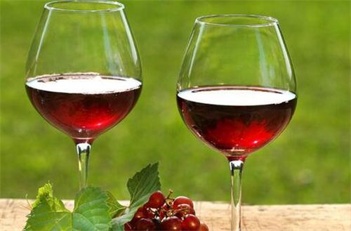 国产葡萄酒发力抢占三四线市场