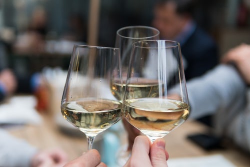 昌黎葡萄酒通过扩项食品安全认证评审
