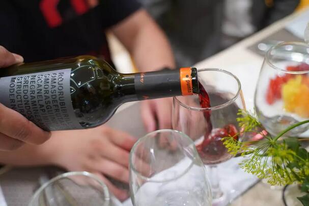 【神之水滴快讯】雷诺酒庄系列产品被认证为素食主义者可以饮用的葡萄酒！