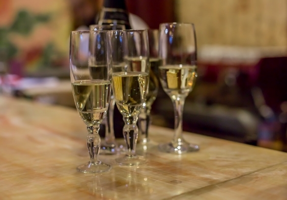 香槟和普罗塞克——有什么区别?