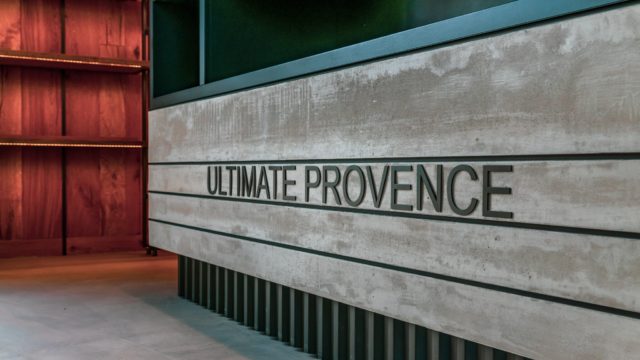 桃红葡萄酒商Ultimate Provence开设新的酒庄和酒店