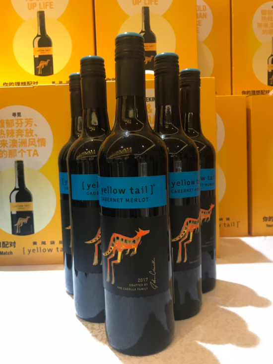 澳大利亚黄尾袋鼠葡萄酒河南市场战略合作签约仪式在郑州举行