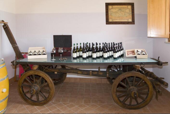 MOSCONE酒庄带来意大利葡萄酒的酿酒热情和精品佳酿