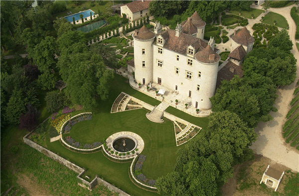 法国拉格雷泽庄园（Château Lagrezette）