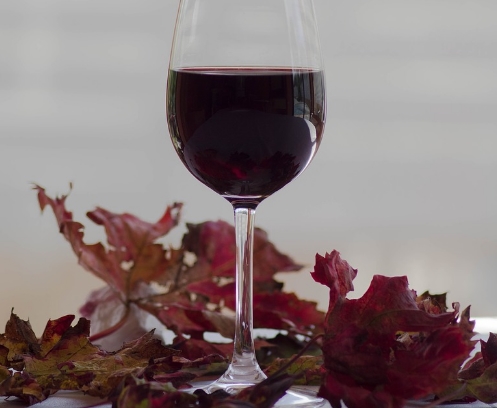 黑歌海娜葡萄酒的特点是什么？