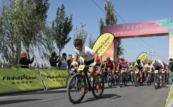 “中国葡萄酒第一镇红寺堡2019年自行车邀请赛”日前举办