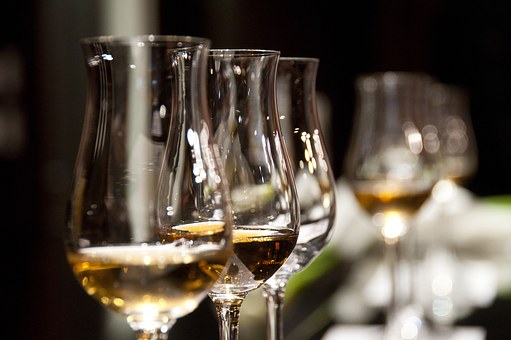 为什么葡萄酒的酒精度存在差别？