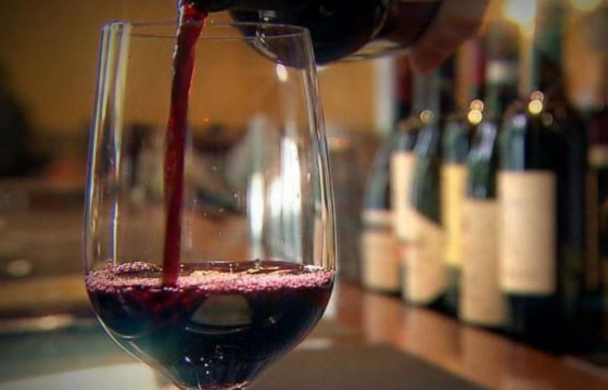 有挂杯的葡萄酒质量更好吗？