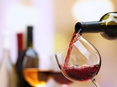 葡萄酒对牙齿的好处与坏处有哪些