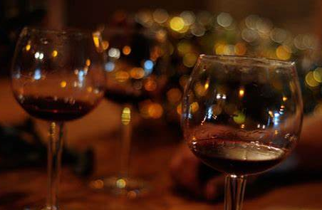 葡萄酒能热饮吗？