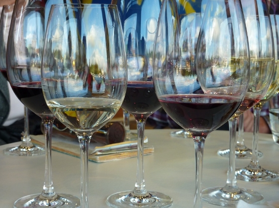 萨瓦产区葡萄酒有什么特点？