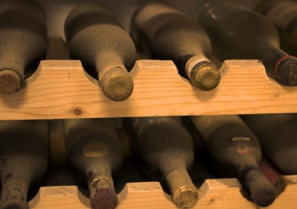 陈年葡萄酒为什么比新的贵？