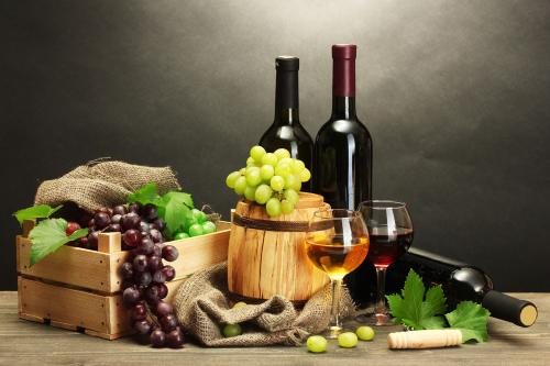 喝葡萄酒为什么要用高脚杯，有什么优势呢
