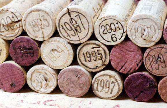 美国加州软木塞质量委员会捐赠3万美元支持葡萄酒行业