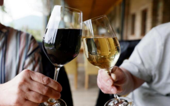 意大利餐厅重新开放，葡萄酒市场正式回归