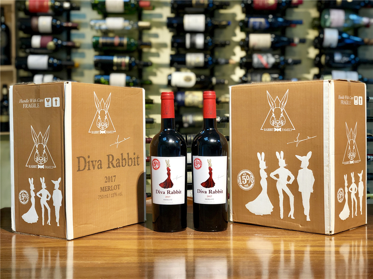 法国博若莱佩尔洛特城堡兔家族-大牌兔西拉红葡萄酒红酒